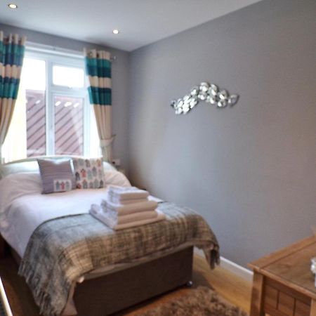 Coast 77 B&B Poole Exterior foto
