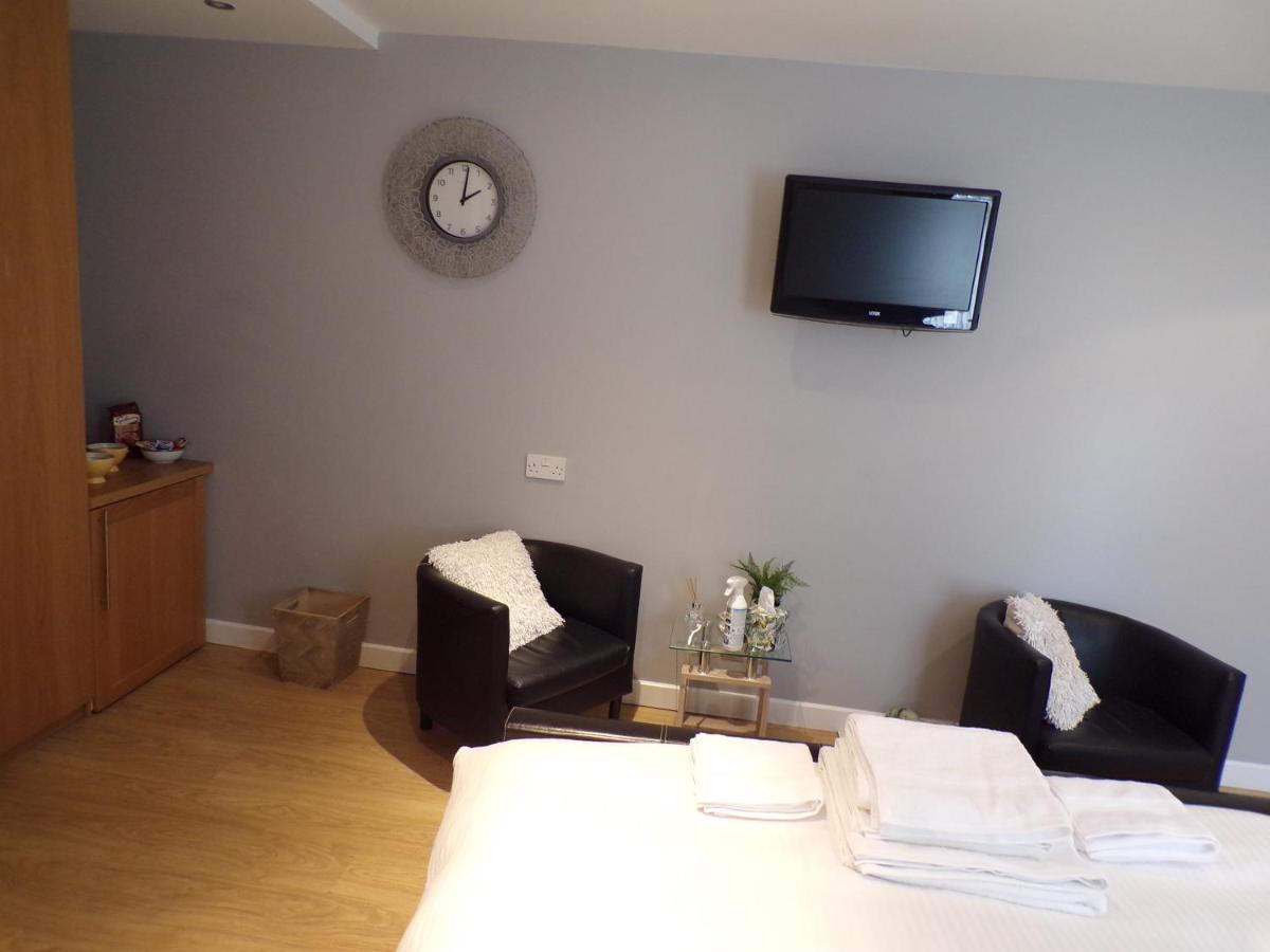 Coast 77 B&B Poole Exterior foto